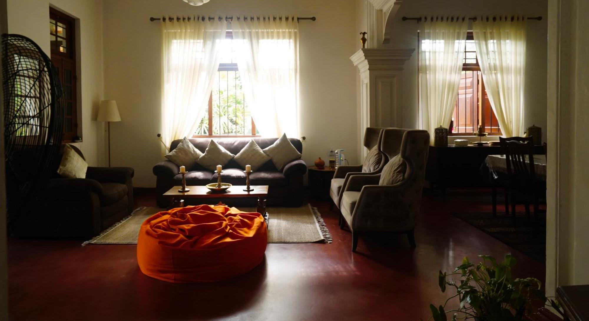Colonial Villa *