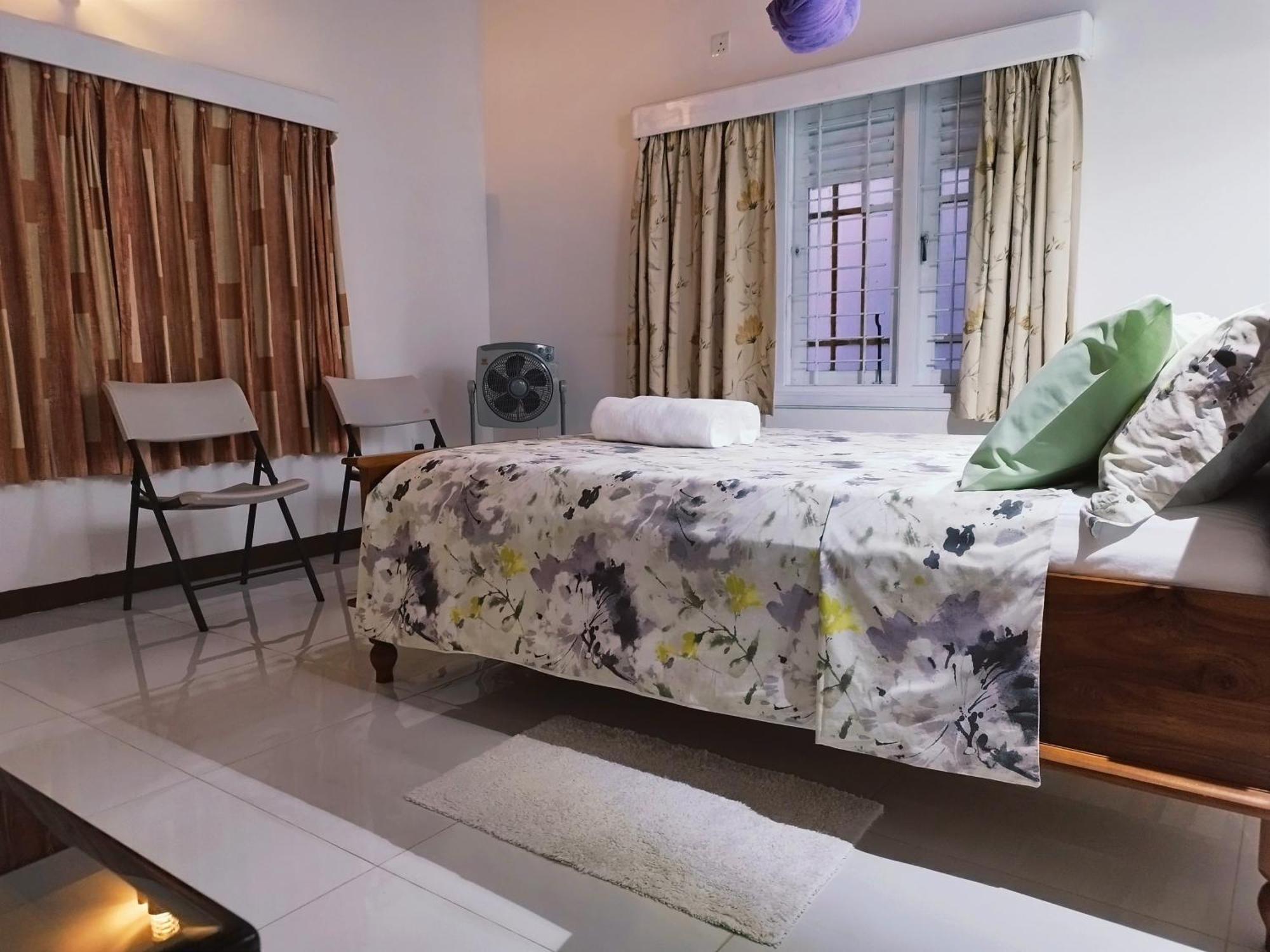 Boztreve Bed & Breakfast *