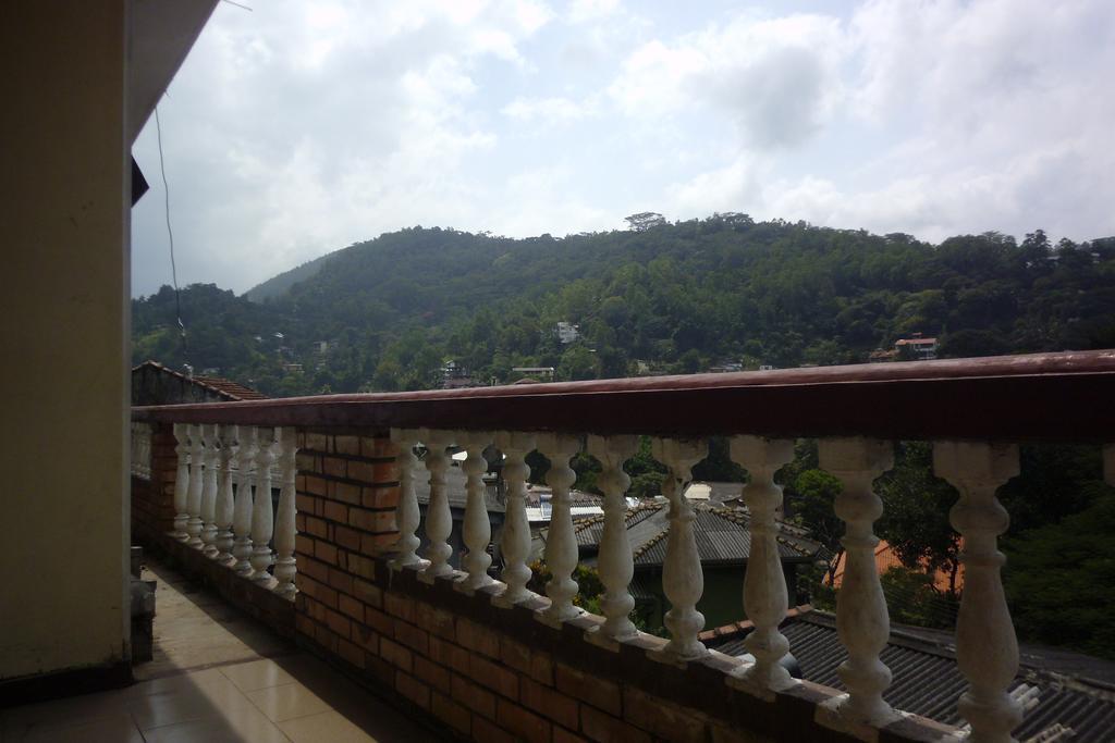 Inn Umaya 2*