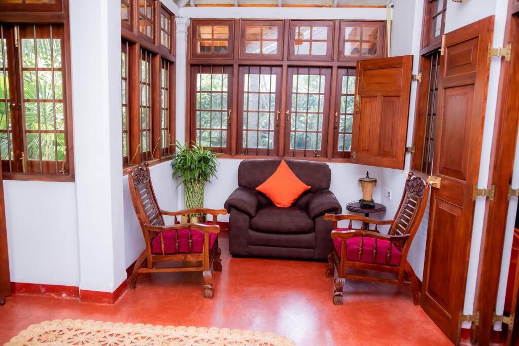 Colonial Kandy