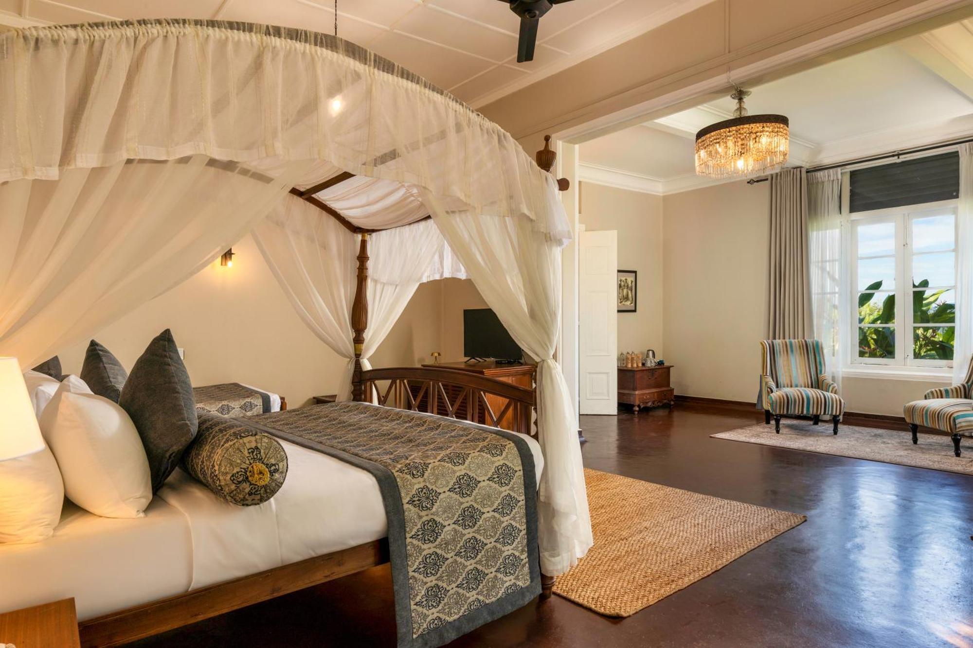 Hotel Castle Hill