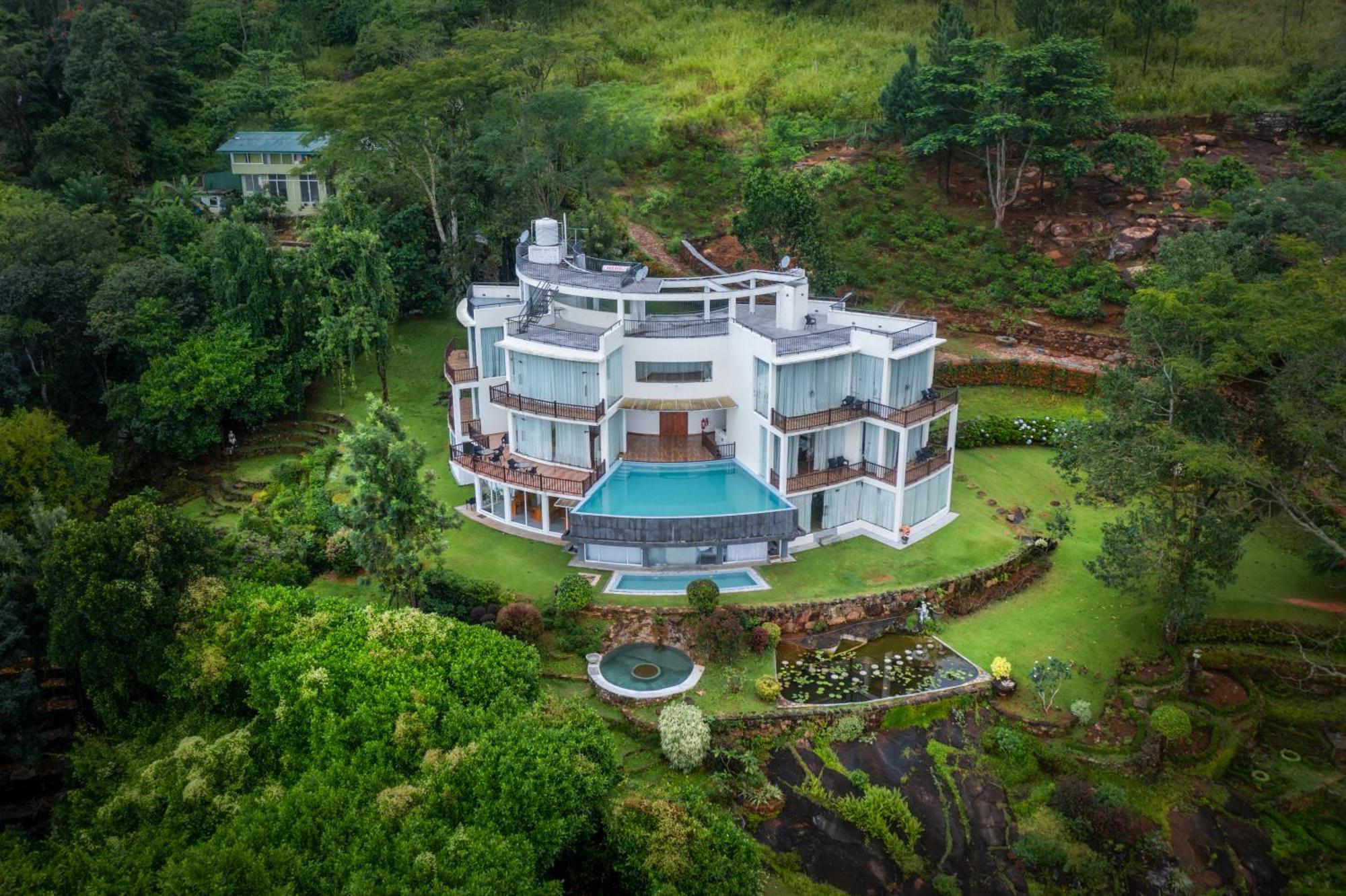 Vajrapani Kandy