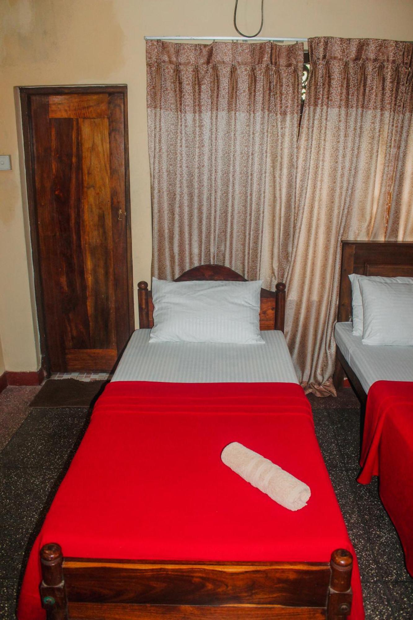 Spice & Herb & Food Hotel