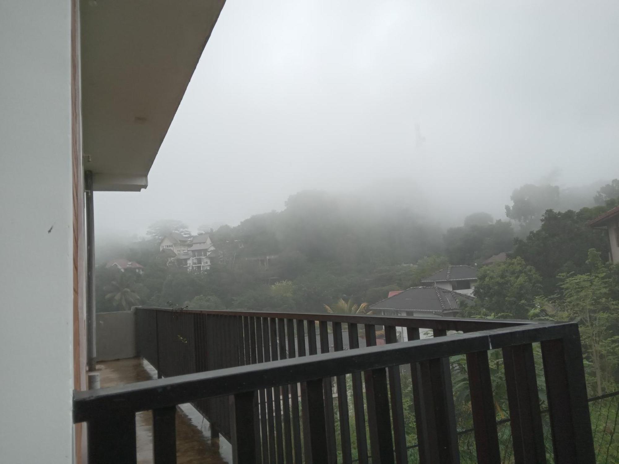 Windy Hanthana Kandy