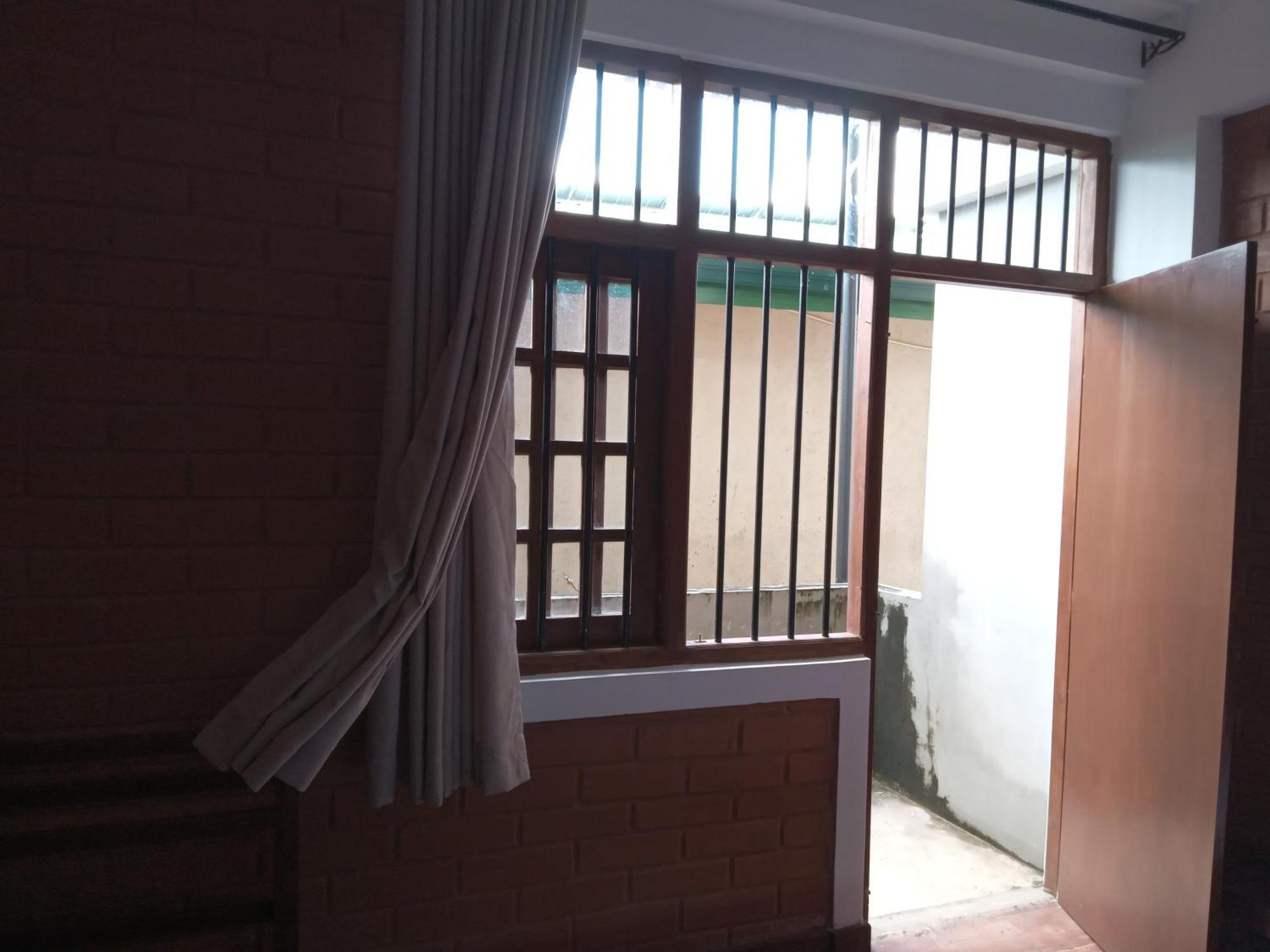Windy Hanthana Guest house