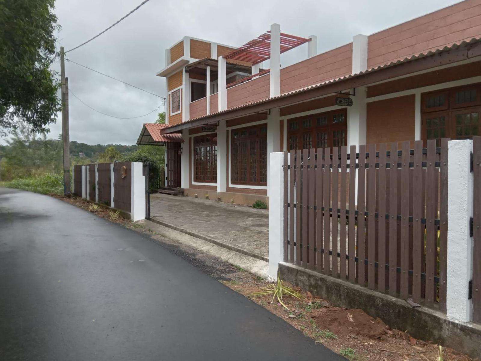 Windy Hanthana Kandy