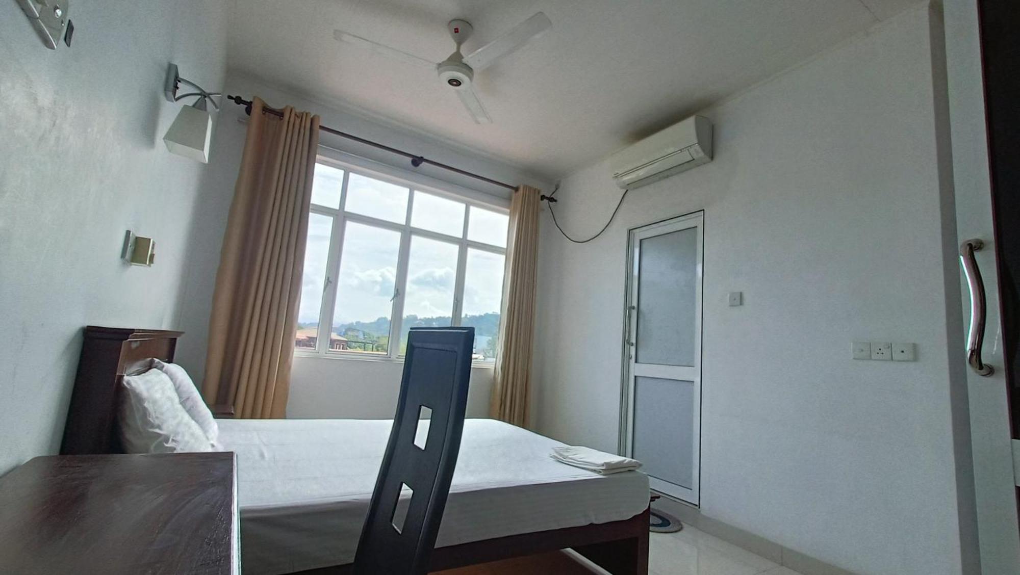 Smile Hub Penthouse Apartment