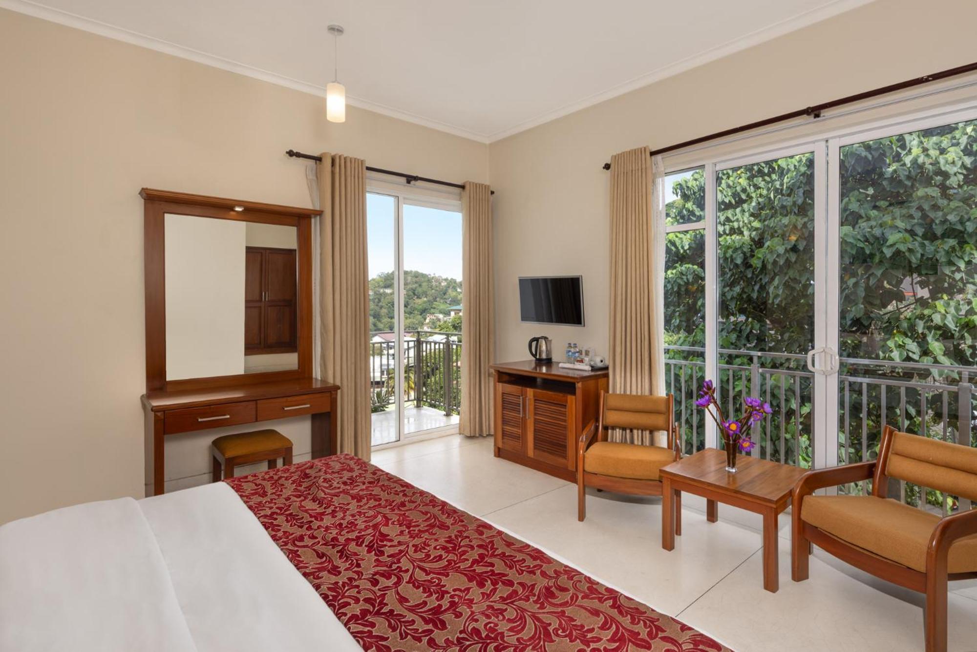 Hotel Cassendra 4*