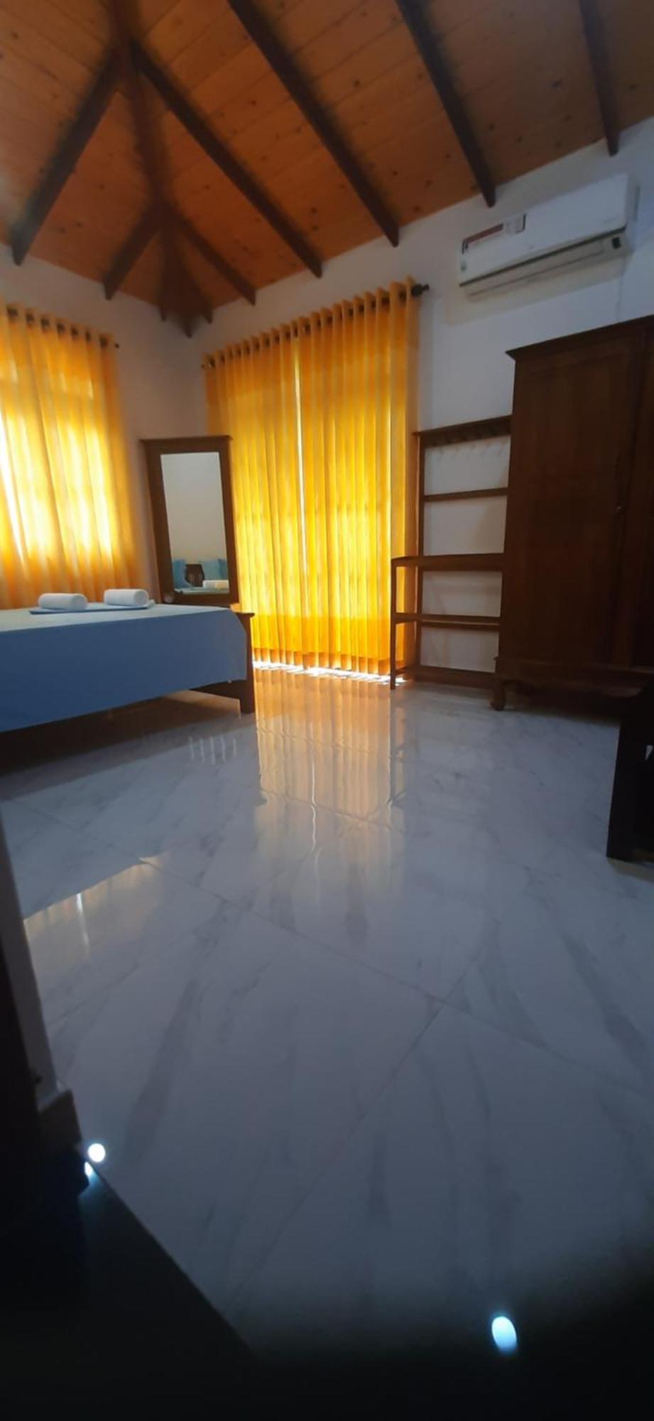 Seven Luck Palace Hotel Kandy