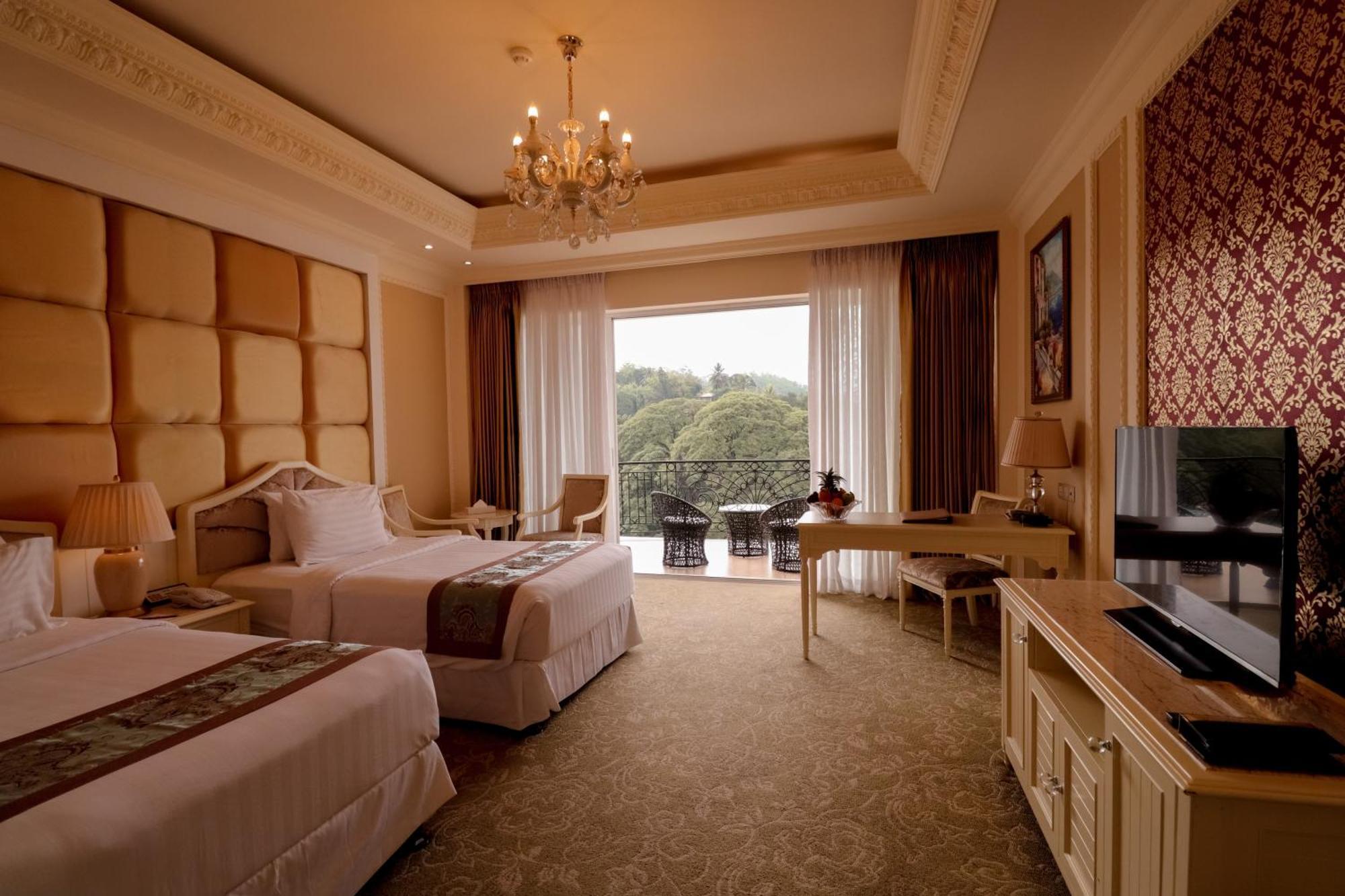 Hotel The Grand Kandyan 5*