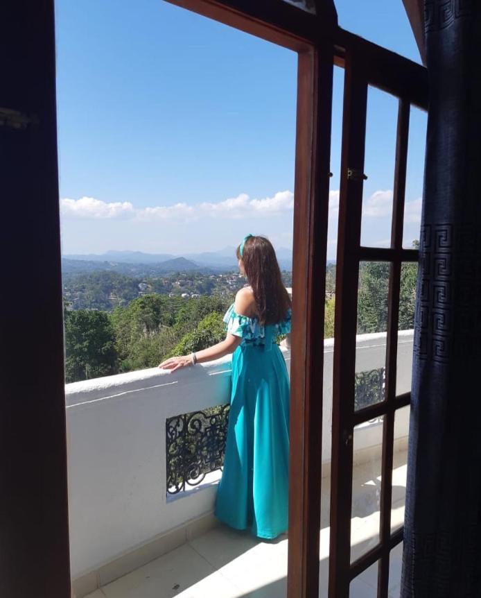 Ceylon Breeze Kandy
