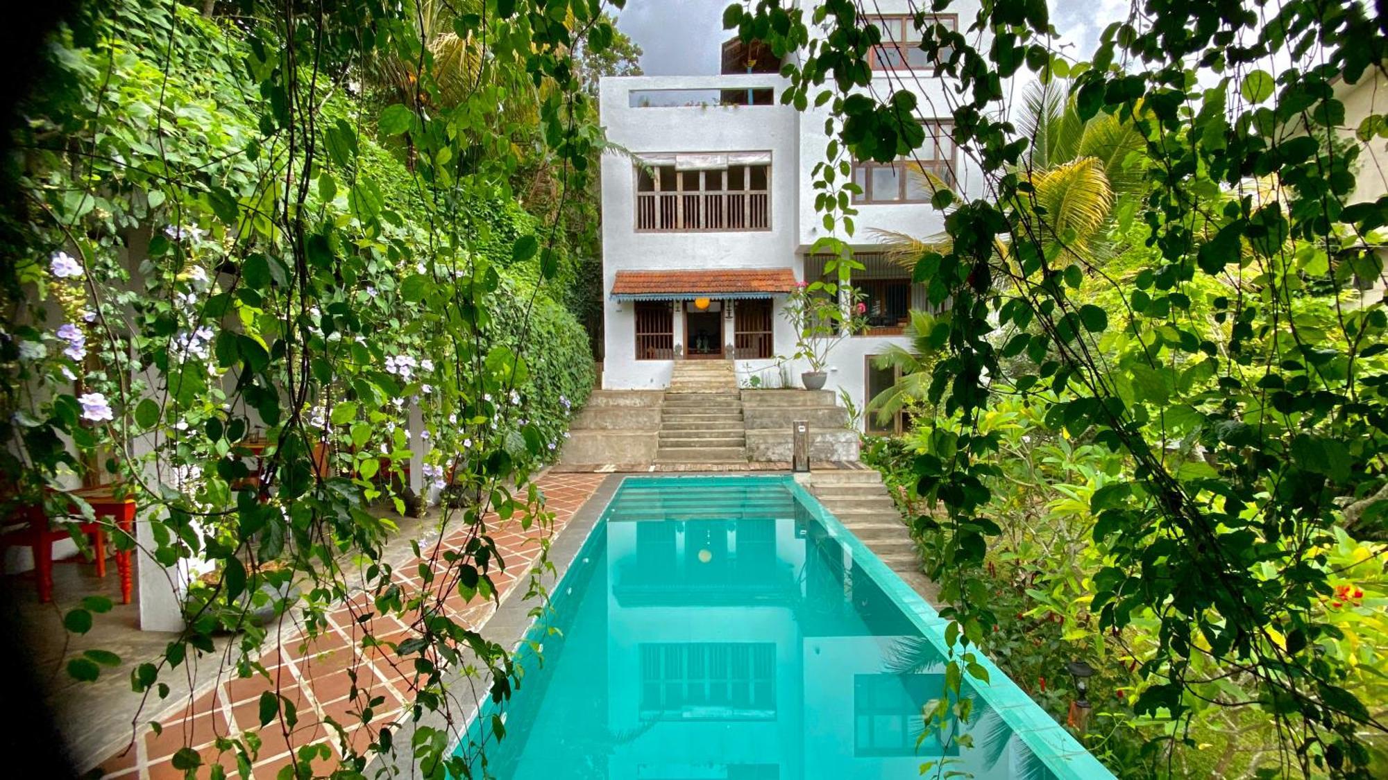 Goddess Bed & Breakfast *