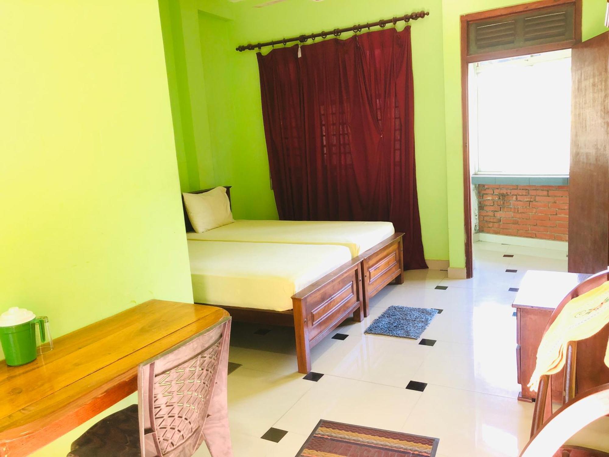 Kandyan Center Guest house *