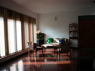 Homestay Anniewatte House *