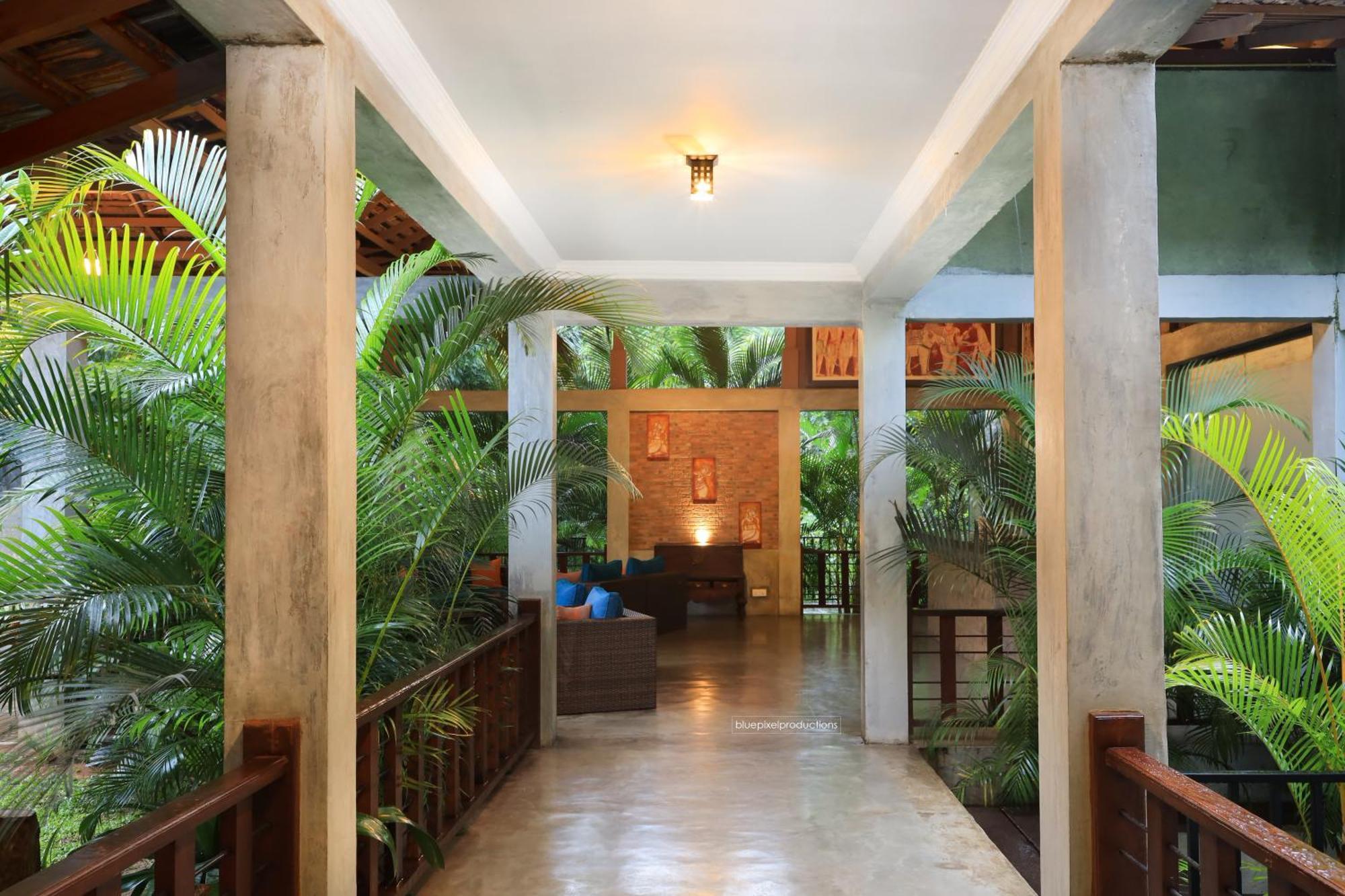 Hotel Serendip Stone And