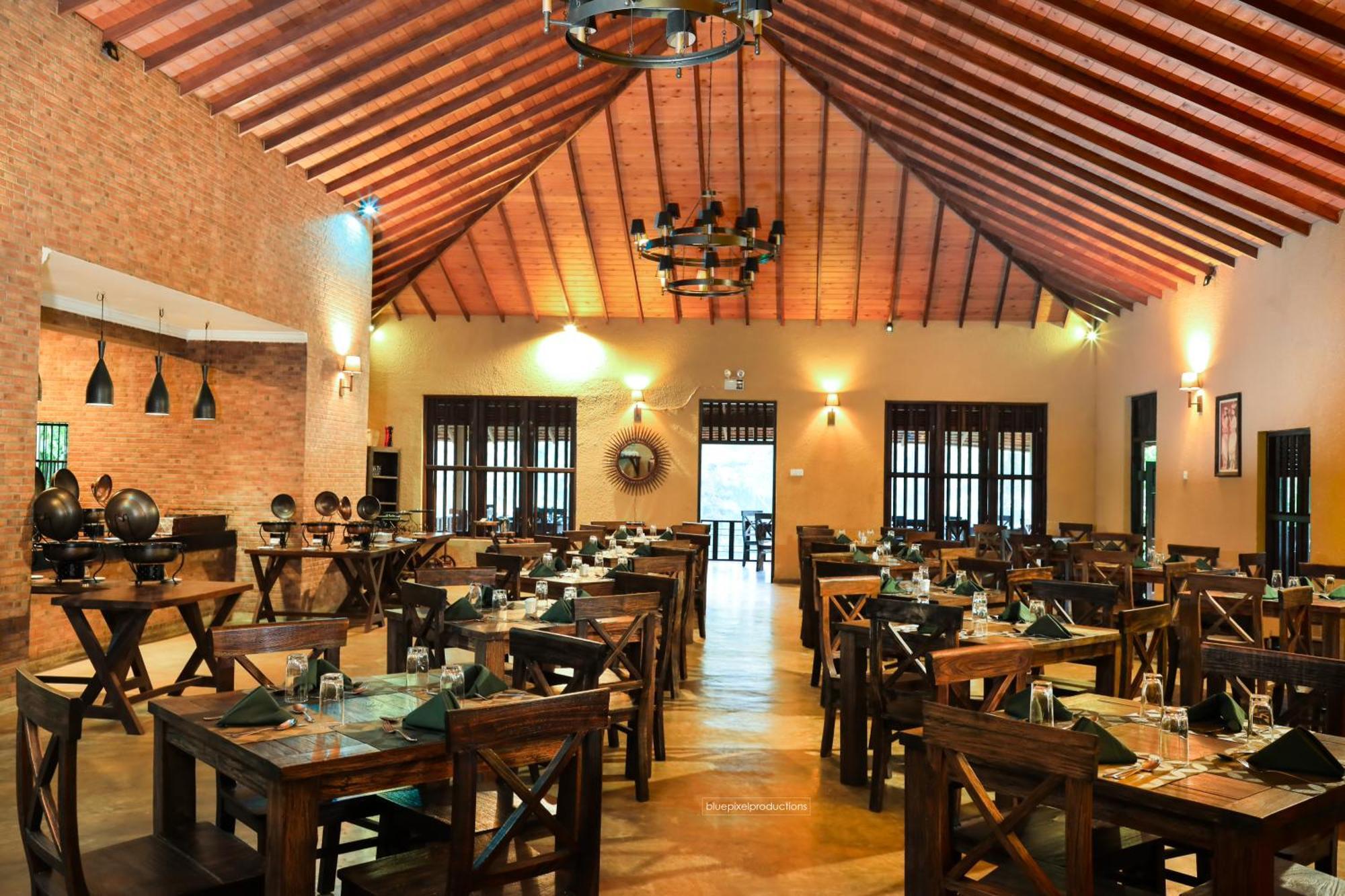 Hotel Serendip Stone And Kandy