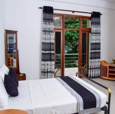 Nice Place Hotel Kandy