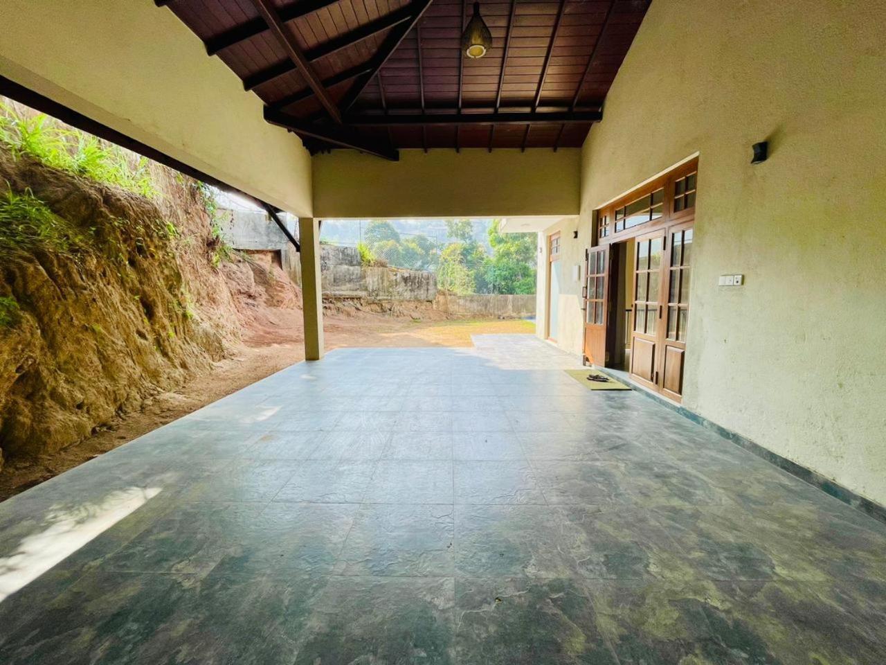 The Kandyan Legends Guest house *