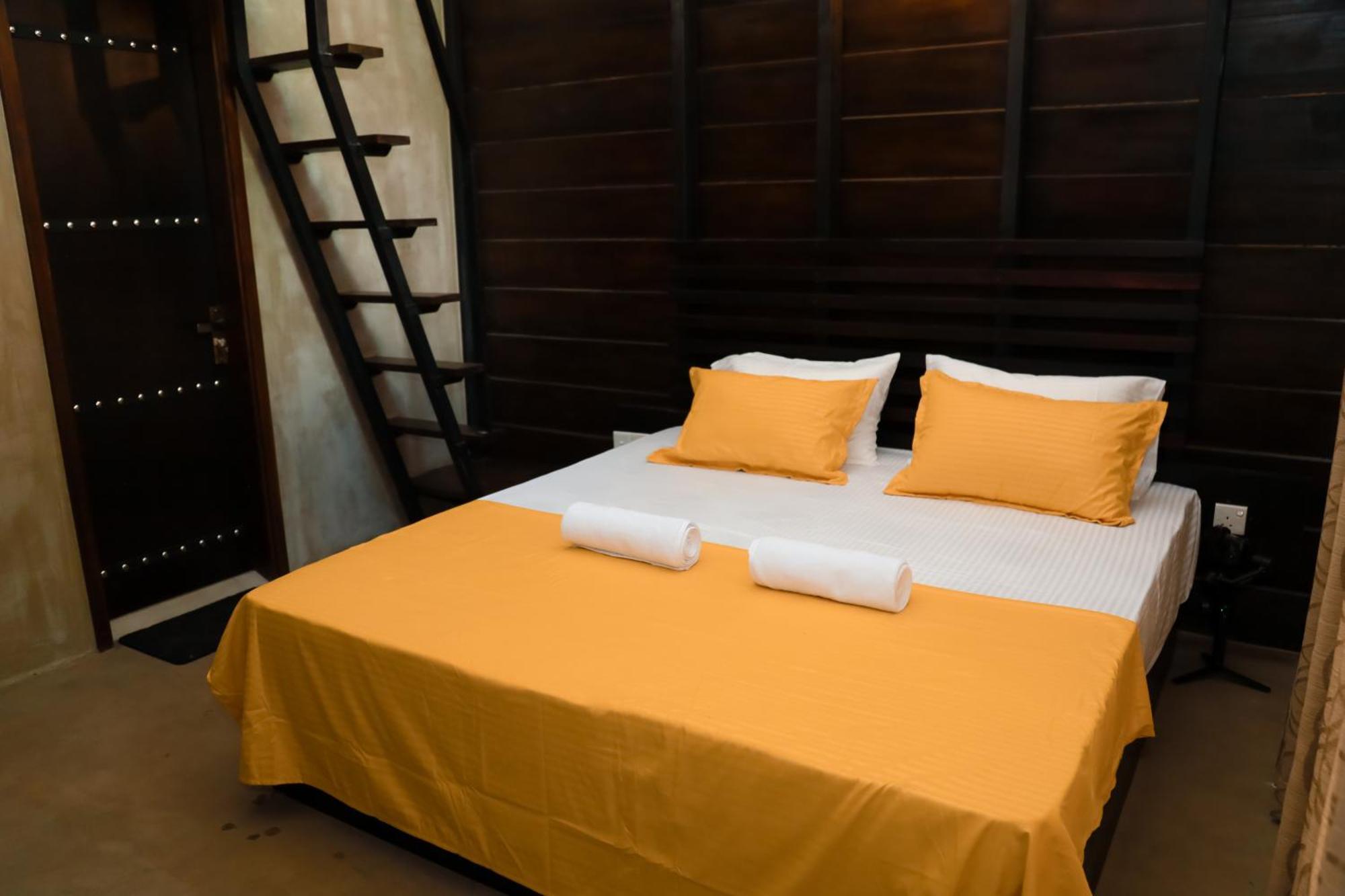 Eco Knuckles Campsite Kandy