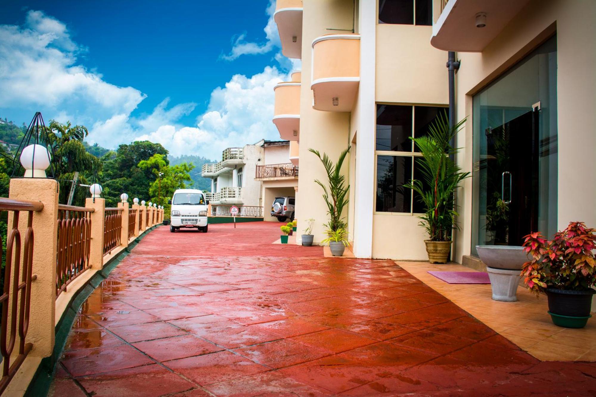 Hotel Lakefield Kandy