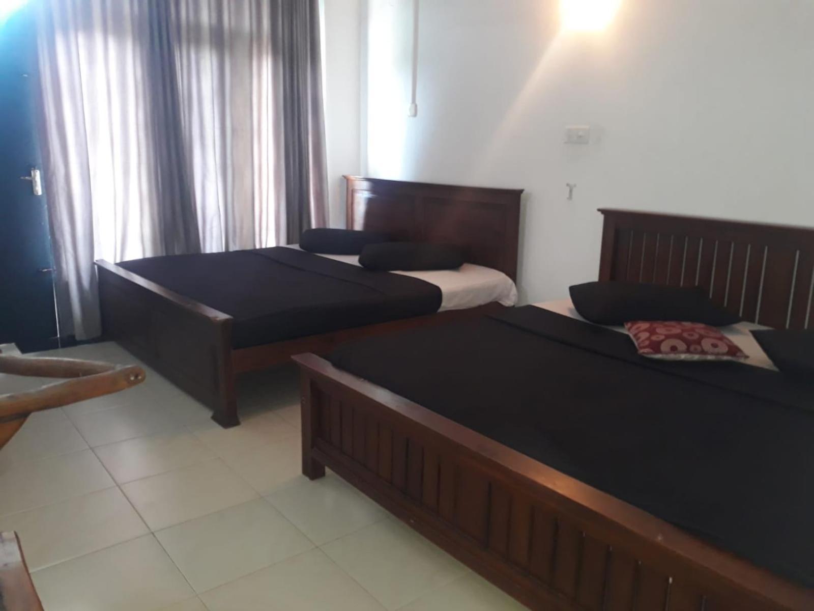 Hotel Gem Blue Kandy