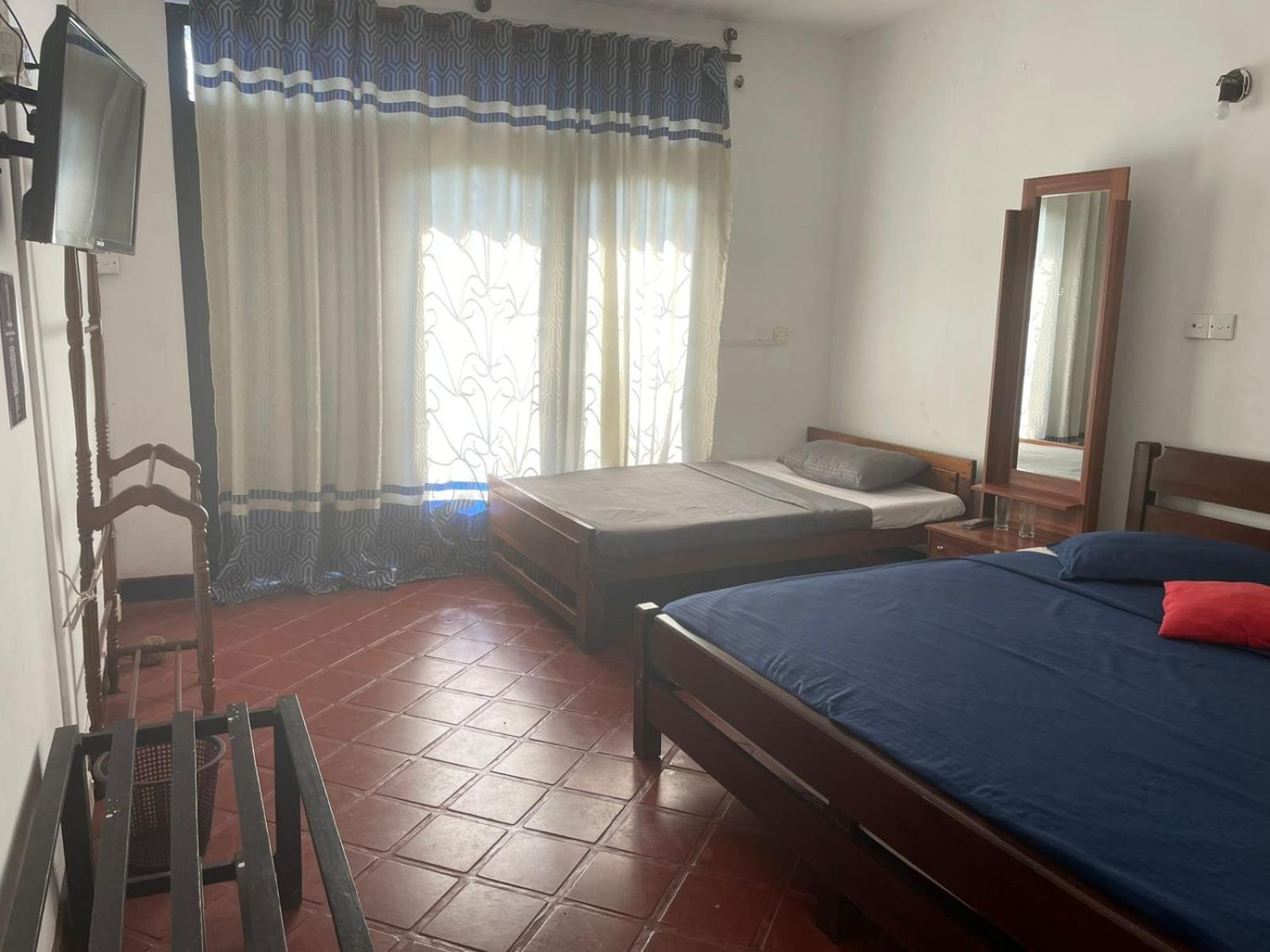 Hotel Gem Blue 3*