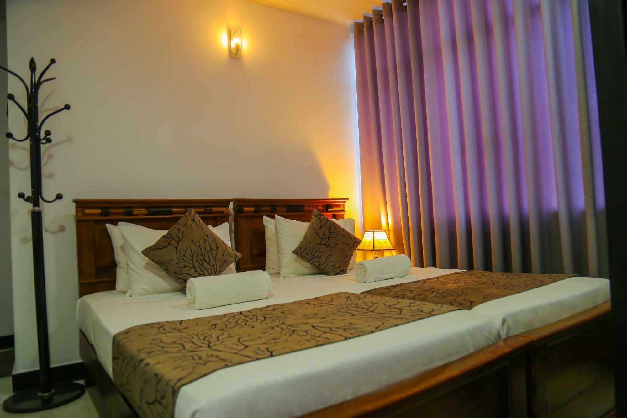 Tower Hotel Kandy