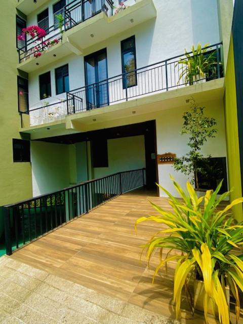 Apartment 'kandy Round