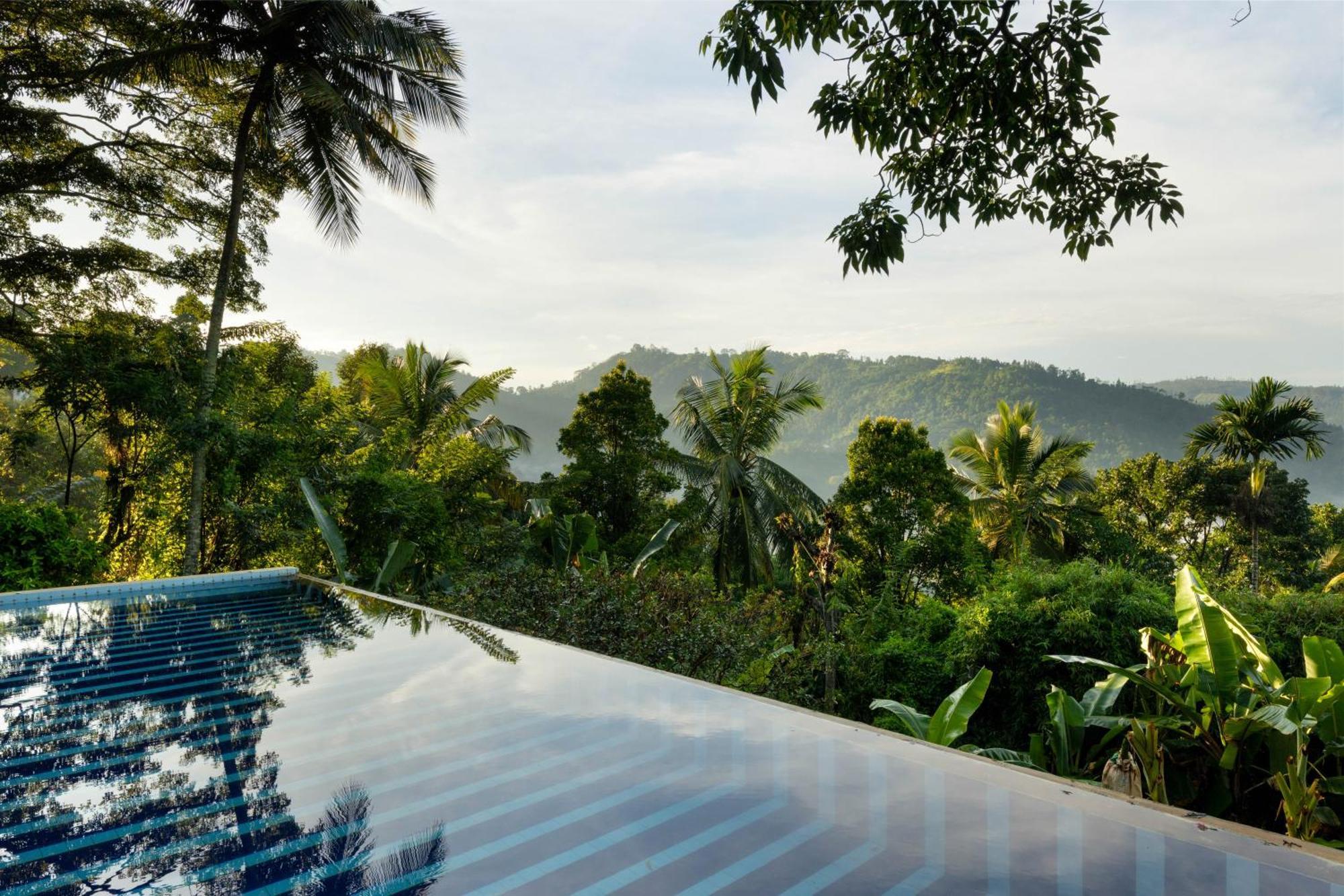 Mount Havana Hotel 4*
