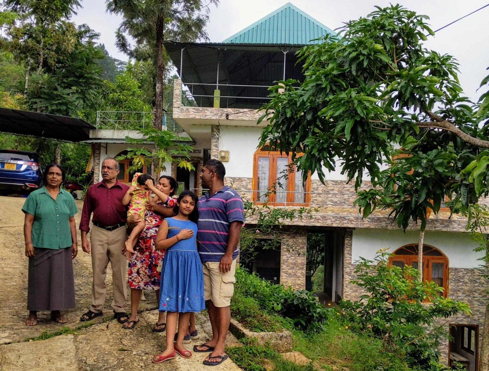 Rohana Estate & Homestay *