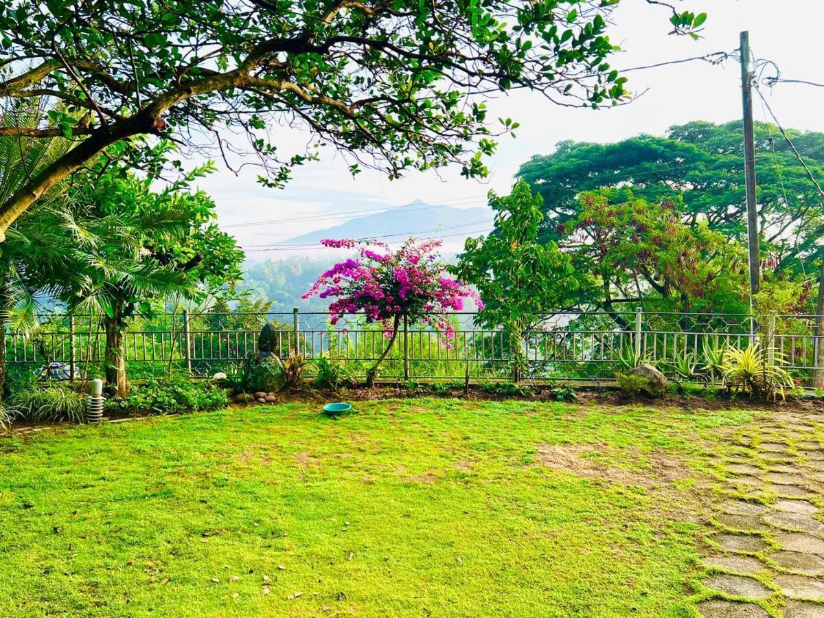 Homestay Rockview Gardens *