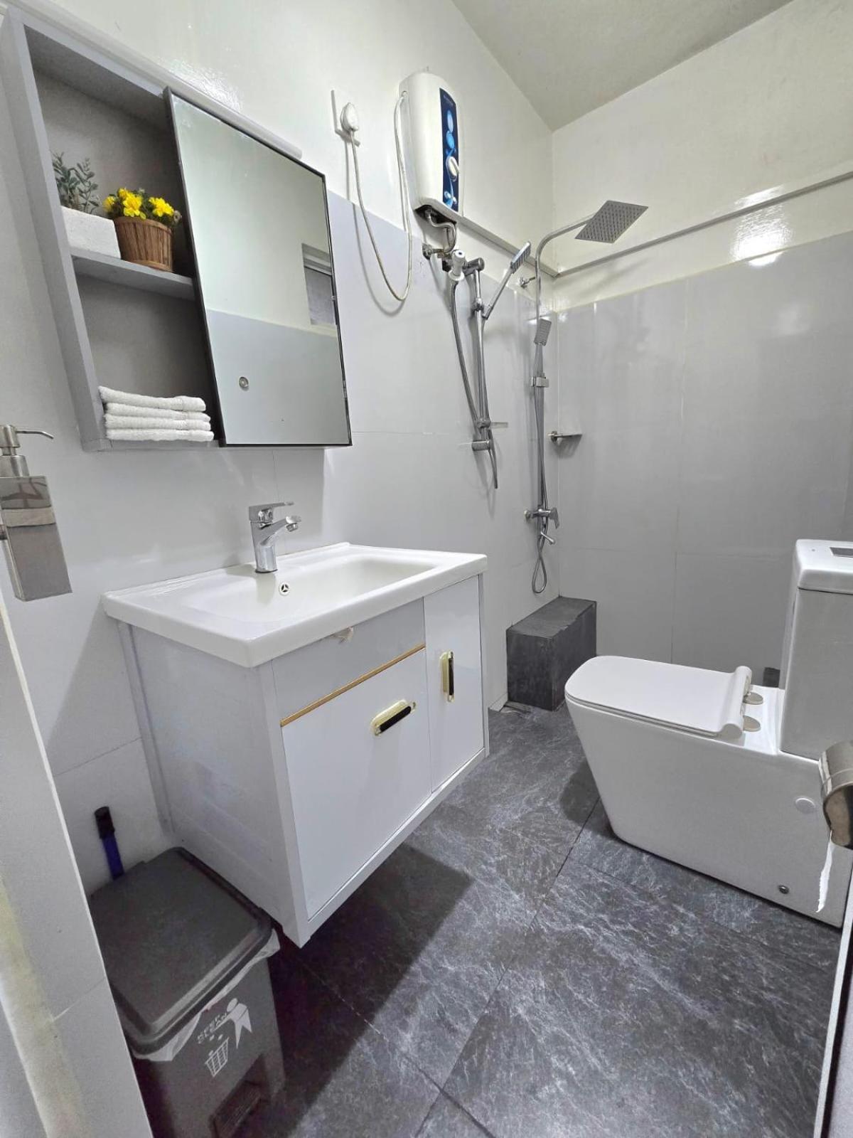Royal Apartment *