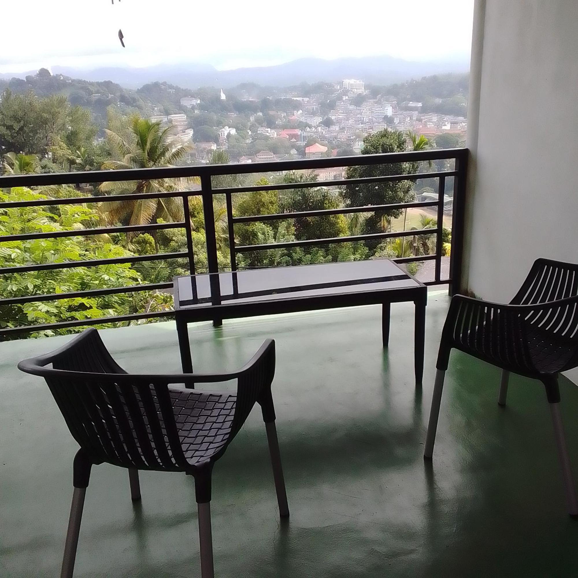 Oneview * Kandy