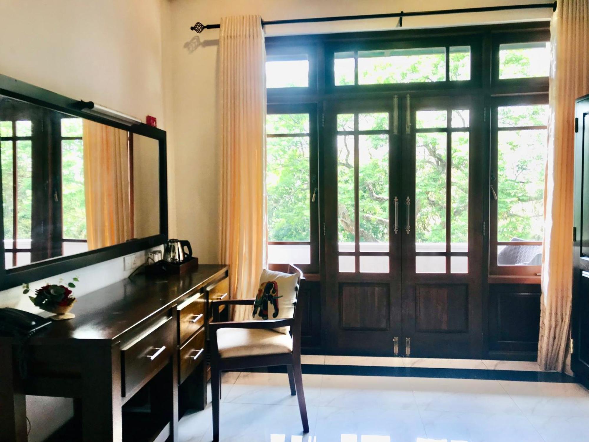The Grand Hanthana Hotel