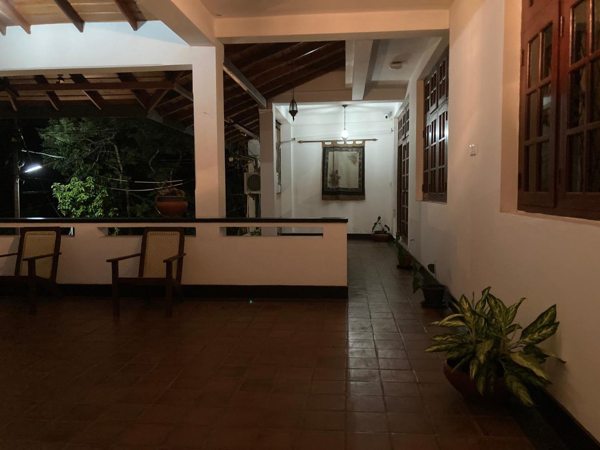 Reverie Hill Bungalow, Apartment *