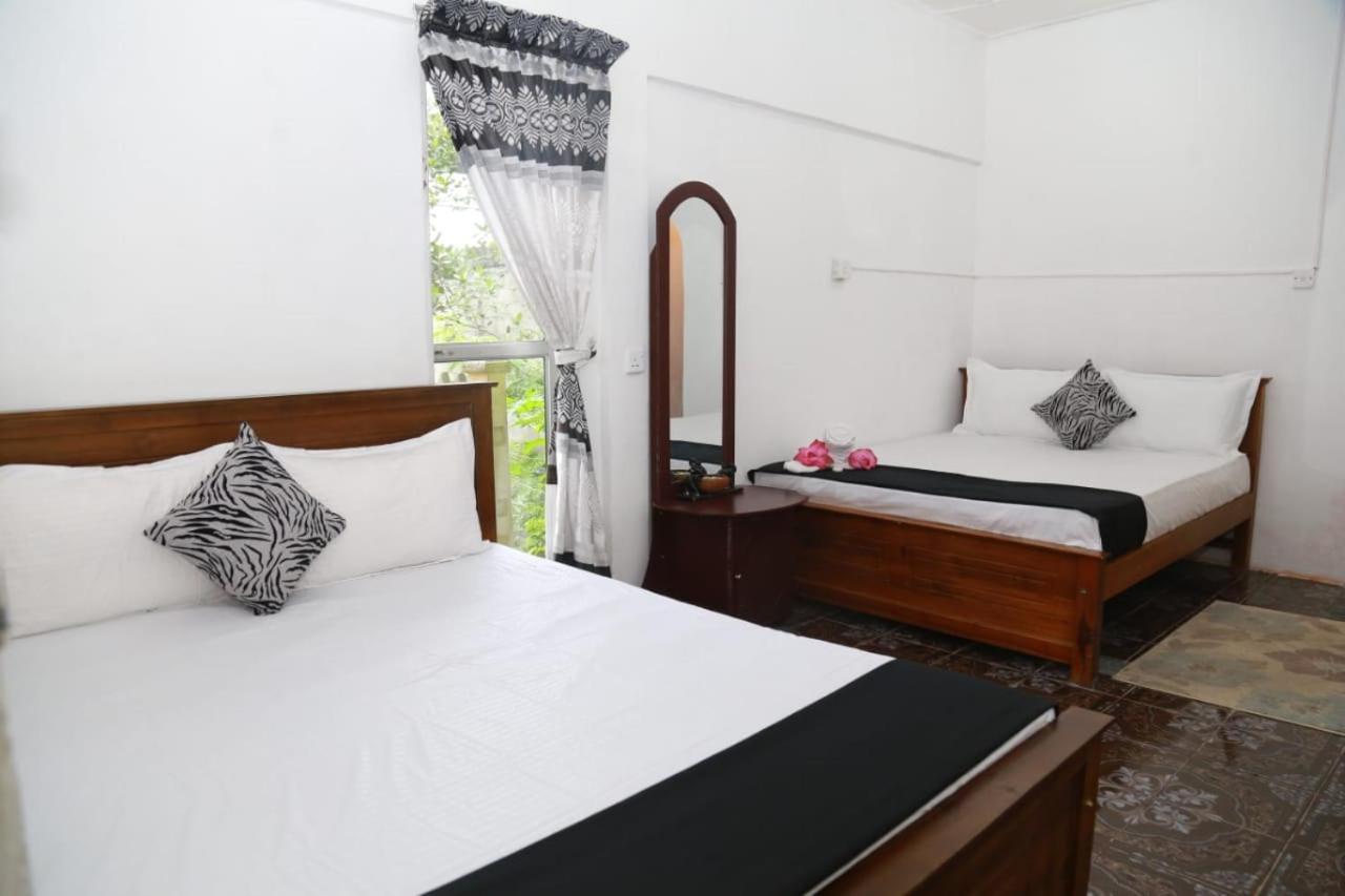 Peradeniya Green Mount Guest house Kandy