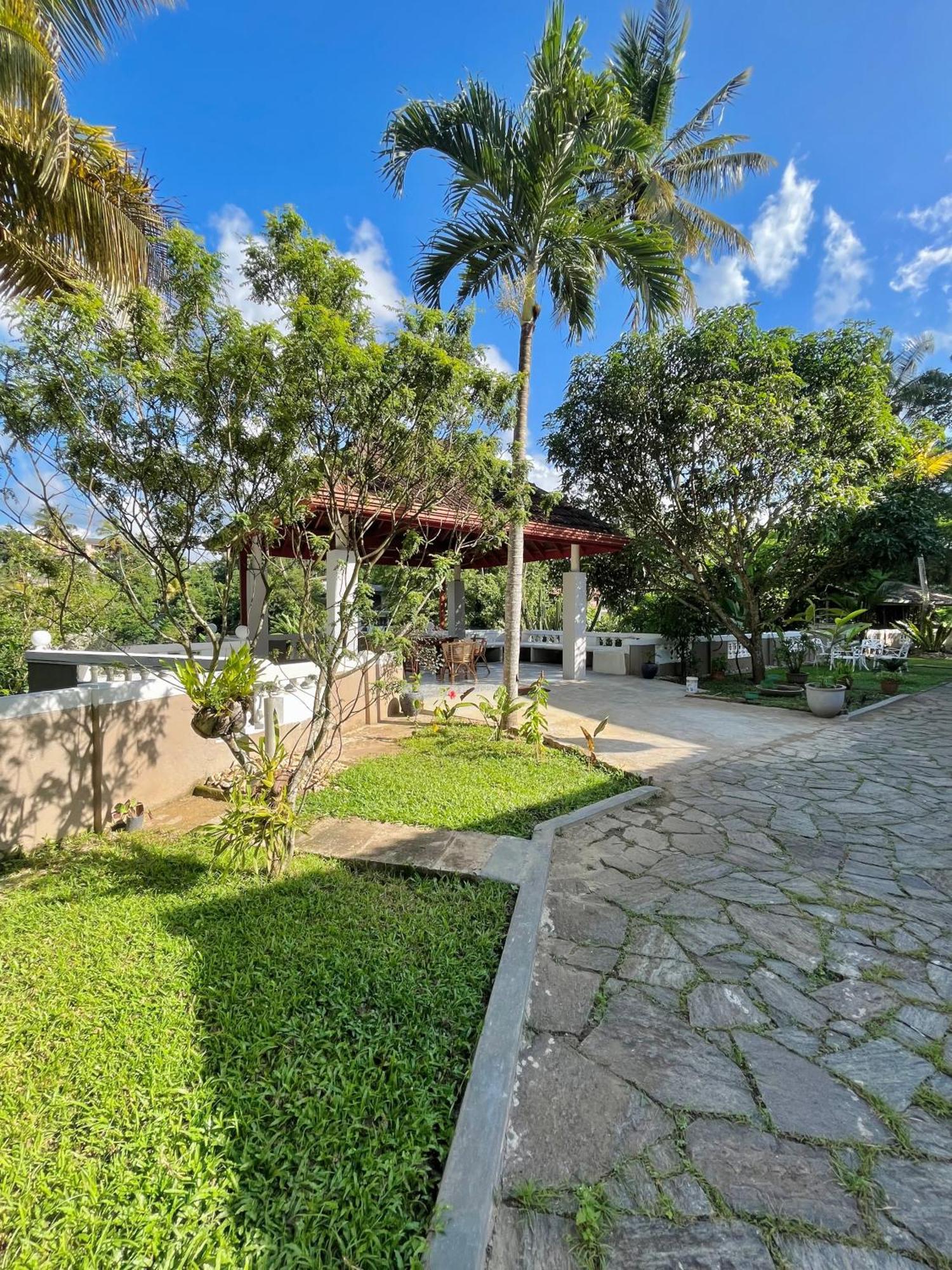 Villa Living
