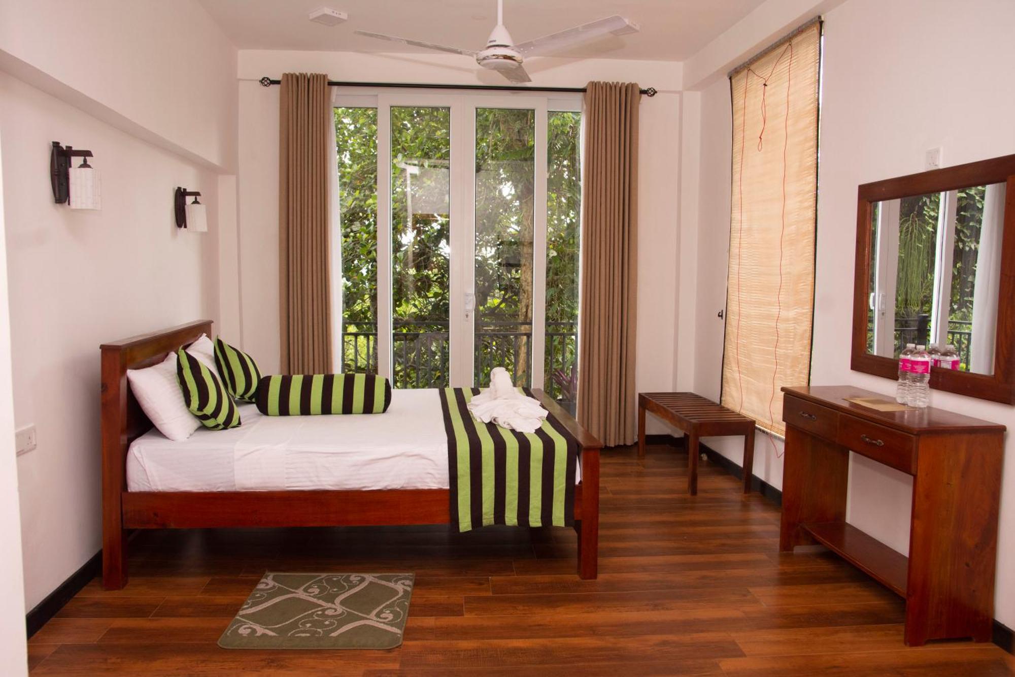 Peaceful Peak Guest house *
