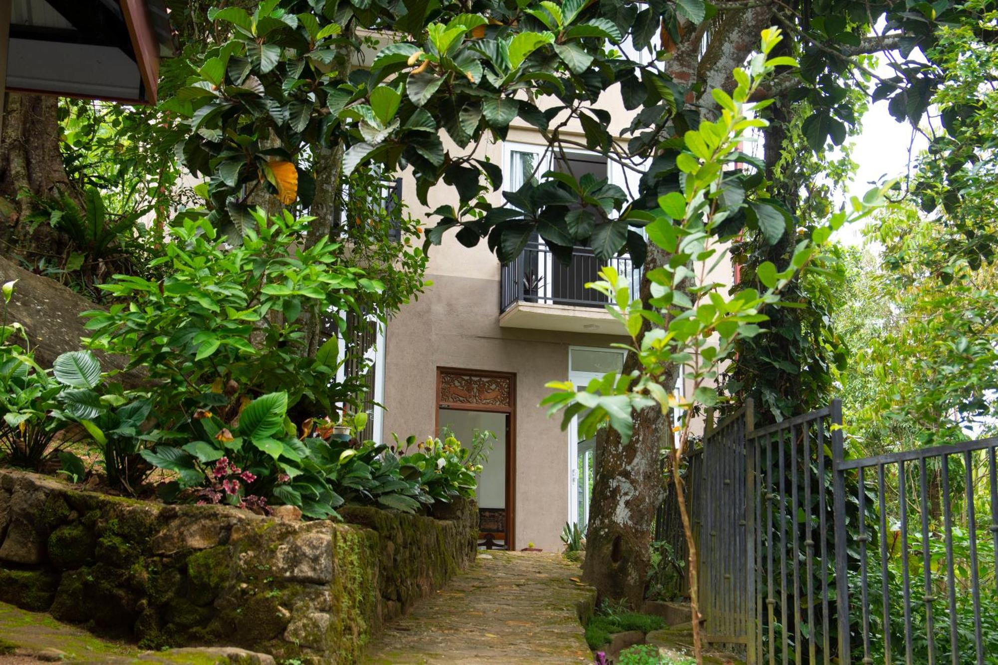 Peaceful Peak Kandy