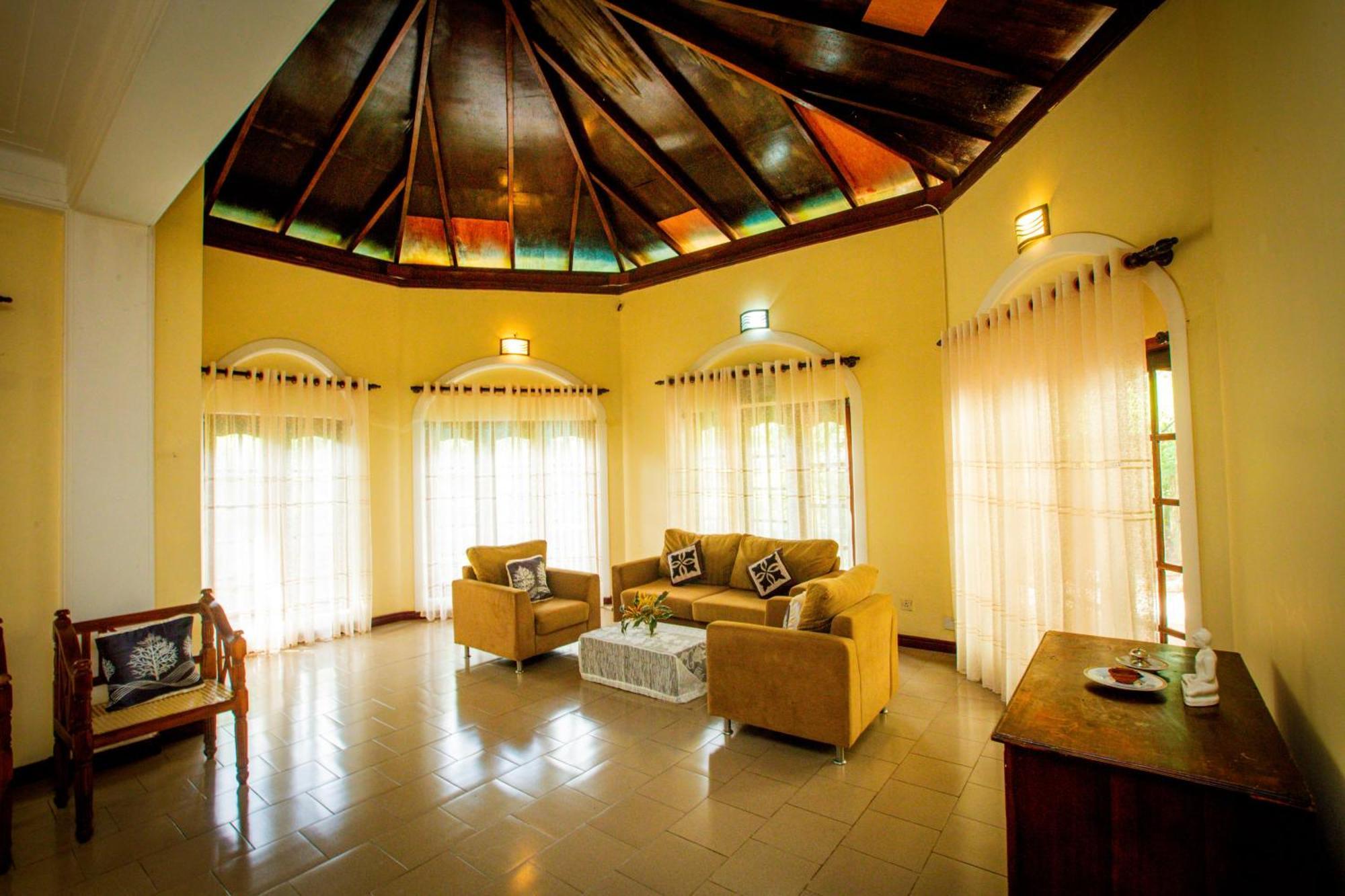 Sunbloom Guest house *