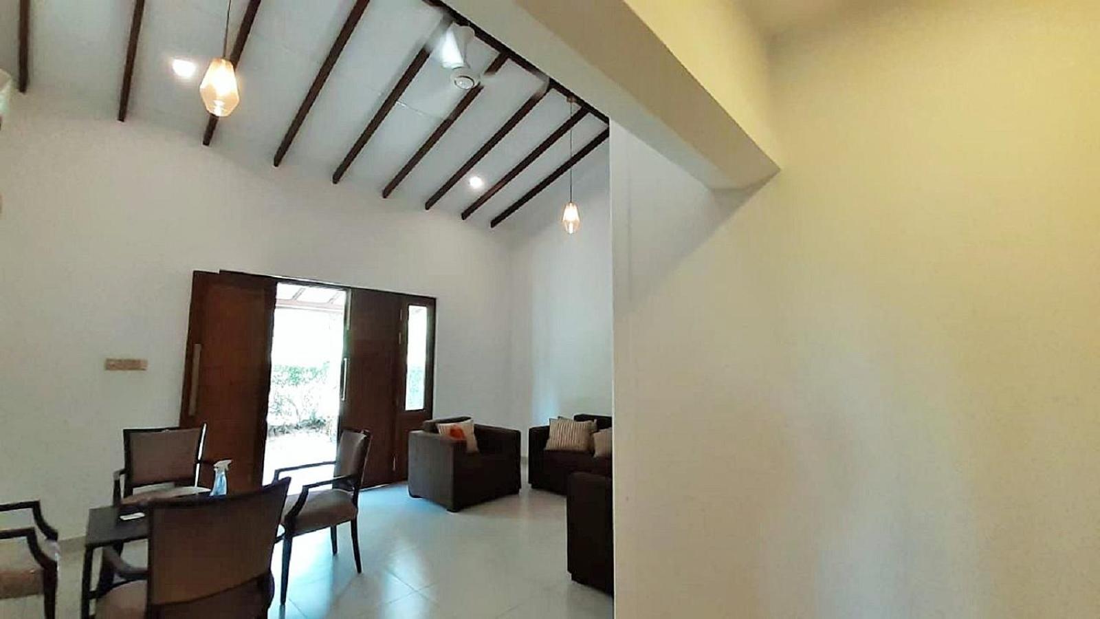 Homestay 121 *