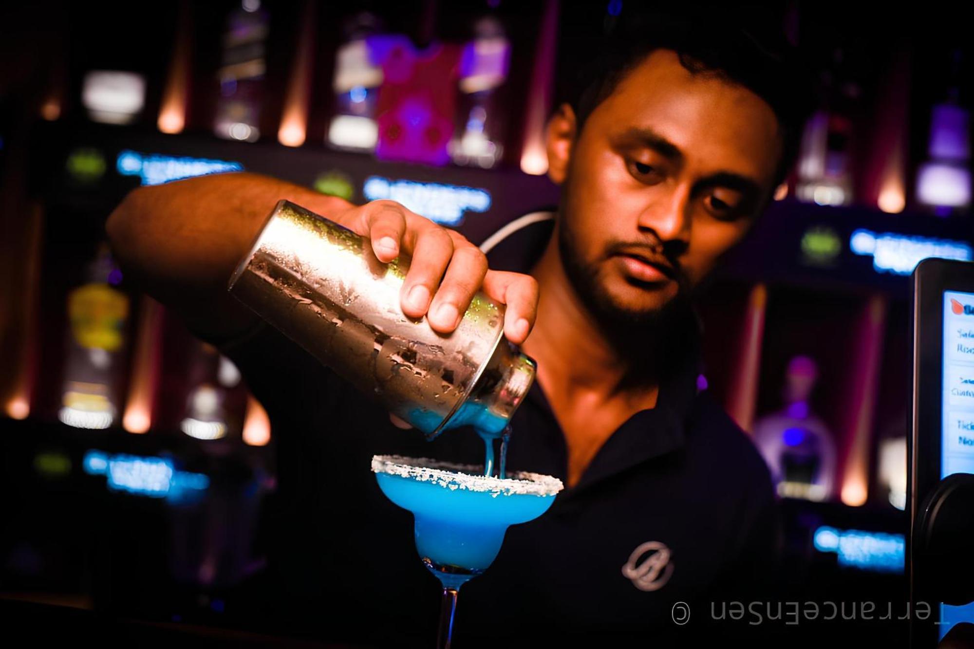 Sizzle Sports Club Hostel Kandy
