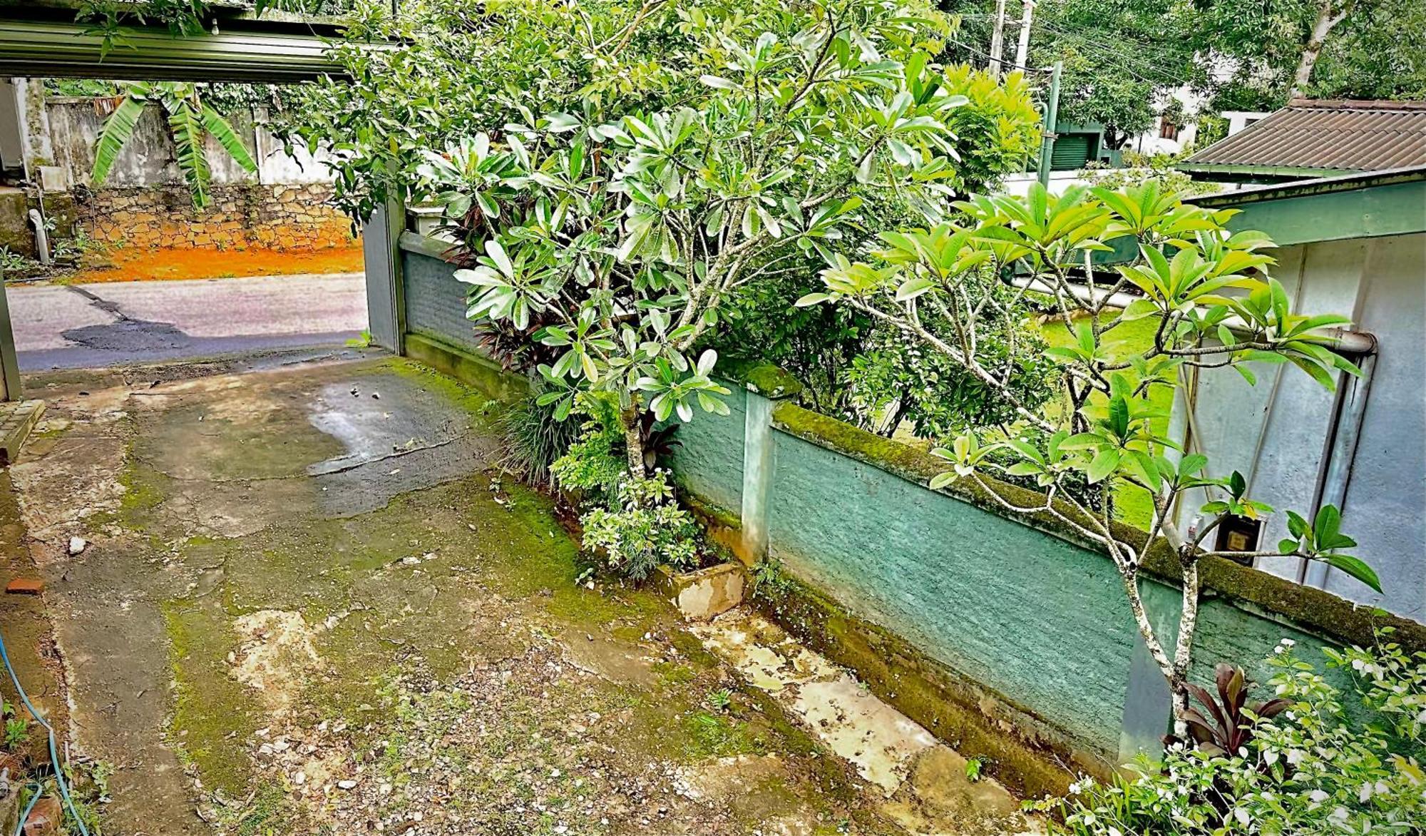 Place 236 Kandy