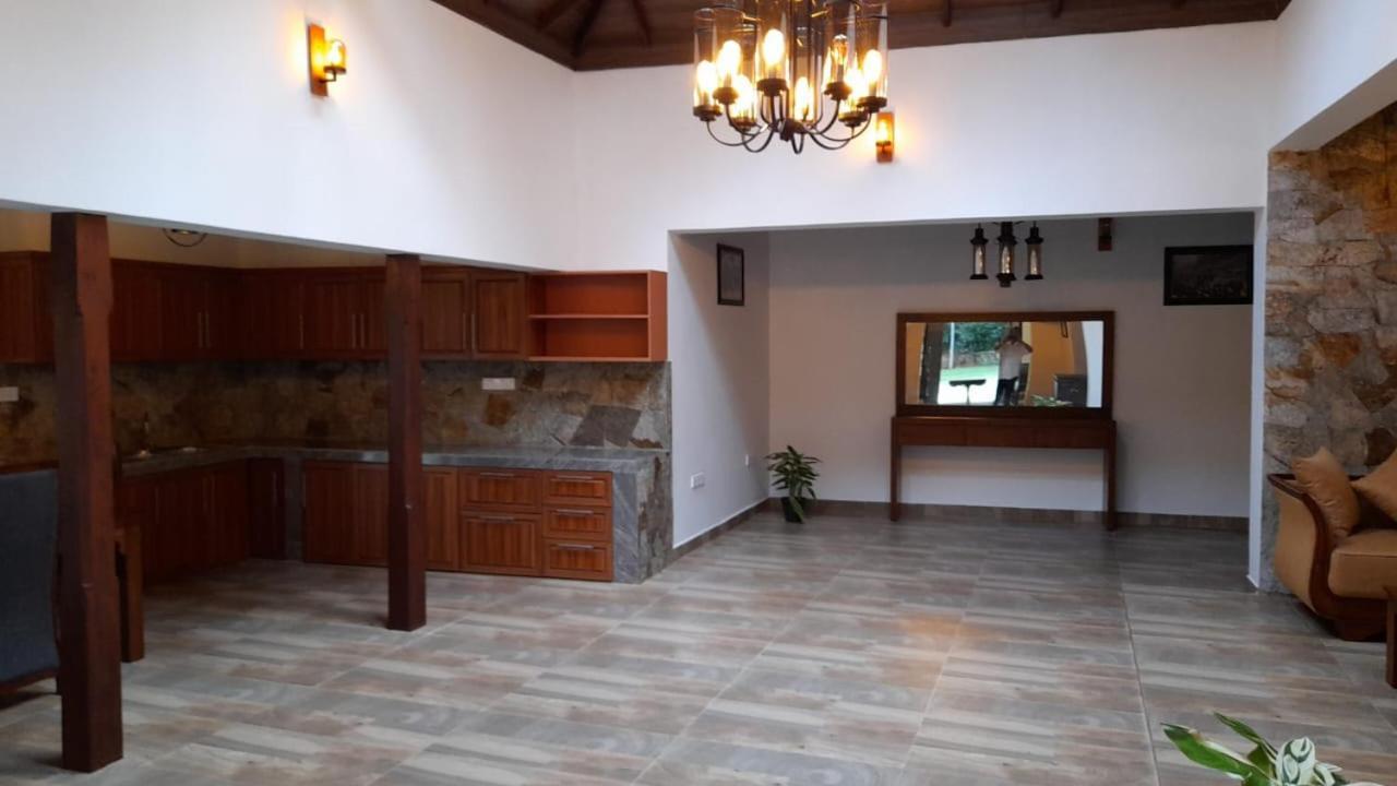 Hotel D55 *