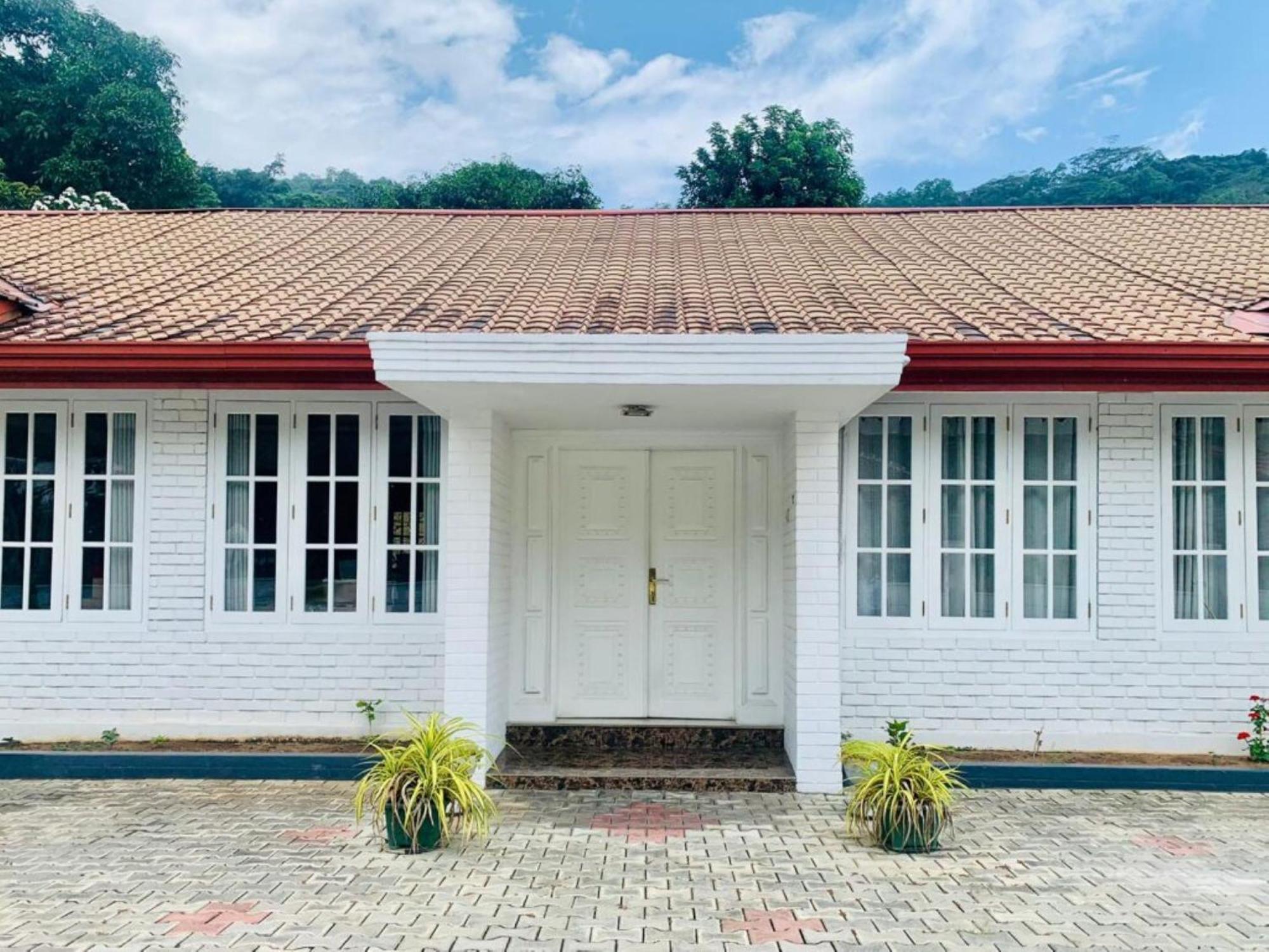 40 - * Kandy