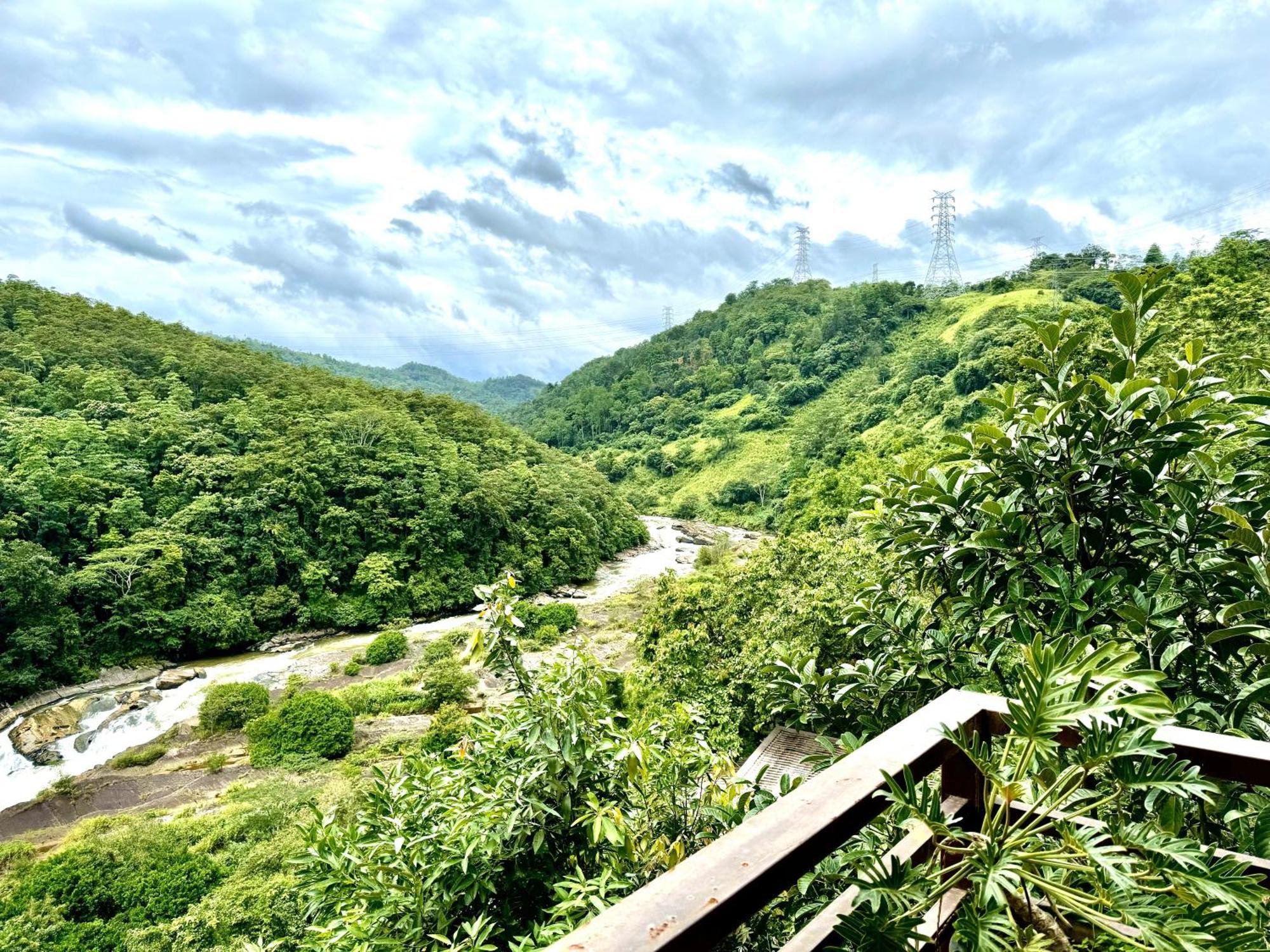 Aqua Dunhinda Villa & Nature Retreat Hotel
