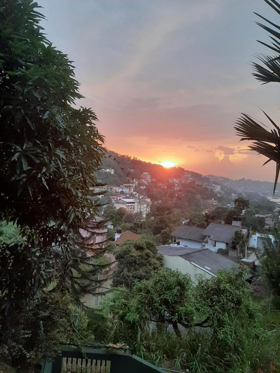 Laaya Kandy