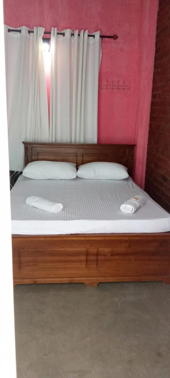 Roo Lanka Kandy
