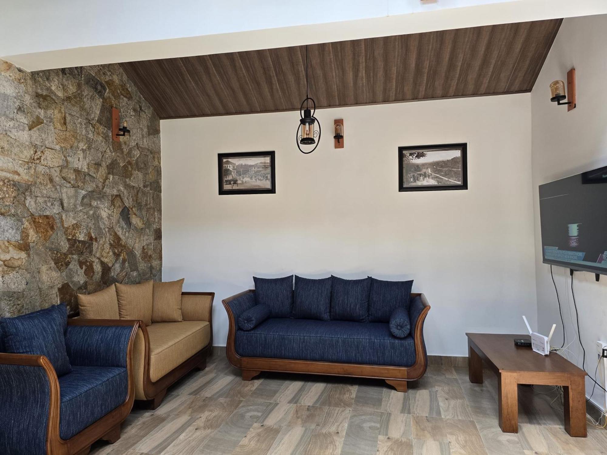 D55 Hotel Kandy