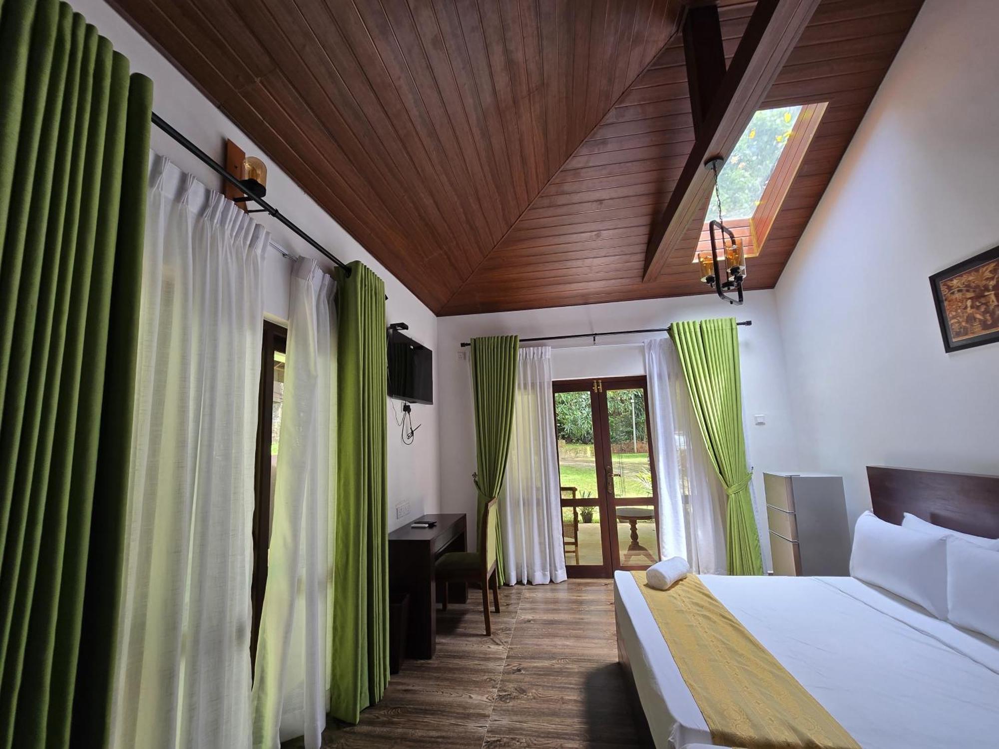 D55 Hotel Kandy